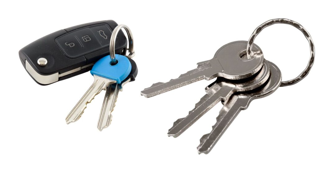 Transponder Keys and Traditional Keys